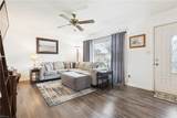 176 Hawthorne Dr - Photo 3