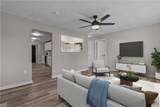 607 Henderson St - Photo 5