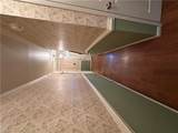 952 Ewell Rd - Photo 14