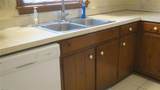 156 Sloane Pl - Photo 4