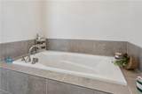 413 Middleton Way - Photo 23