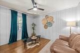 813 Raymond Ct - Photo 11