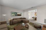 3001 Winterberry Ln - Photo 5