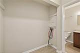 1313 Glyndon Dr - Photo 4