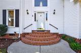 720 Dickens Pl - Photo 3