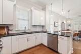 303 Bayside Ave - Photo 6