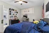 827 43rd St - Photo 11