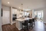 209 Oxford Ave - Photo 9