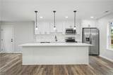 424 Casselberry Ln - Photo 6