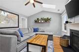 524 Hills Dr - Photo 3