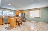 1616 Croyden Rd - Photo 9