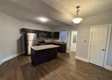 827 35th St - Photo 4