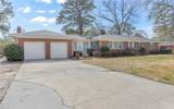 5220 Lake Cir - Photo 2