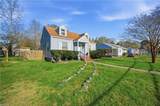 1220 Tyler Ave - Photo 2