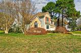 203 Winterberry Ln - Photo 2