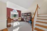 203 Winterberry Ln - Photo 7