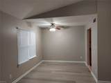 1420 Deerpond Ln - Photo 5