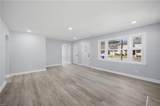 2811 Mapleton Ave - Photo 5