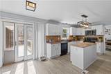 982 Lacon Dr - Photo 5