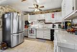 2824 Country Club Dr - Photo 9