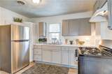 2717 Thomas St - Photo 18