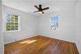 942 20th St - Photo 14