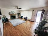 17 Roberta Dr - Photo 3