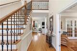 107 Pickett Pl - Photo 2
