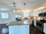 1657 Kilt St - Photo 8