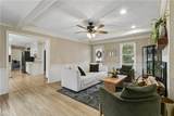 79 Queens Ct - Photo 13