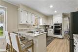 79 Queens Ct - Photo 14