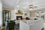 79 Queens Ct - Photo 9