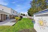 4498 Hialeah Dr - Photo 47