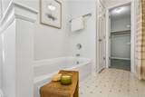 3005 Bay - Photo 13
