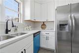 834 Huntly Ct - Photo 10