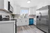 834 Huntly Ct - Photo 11