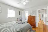 202 Bayberry Ln - Photo 13