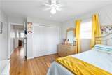 202 Bayberry Ln - Photo 17