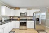 202 Bayberry Ln - Photo 3