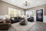 1124 25th St - Photo 3