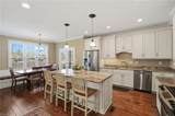 2352 Hood Dr - Photo 3