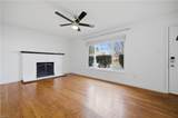 5549 Odessa Dr - Photo 3