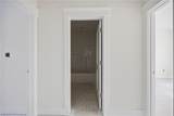 904 Broomfield Trl - Photo 9