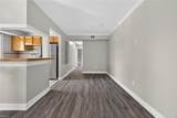 1010 Barclay Sq - Photo 11
