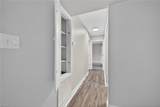 1010 Barclay Sq - Photo 12