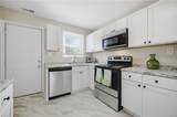 1111 Rugby St - Photo 9
