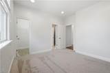 1053 Spratley St - Photo 26