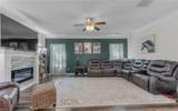 8625 Chapin St - Photo 18