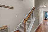934 Middle St - Photo 2