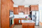 1917 Governors Pointe Dr - Photo 16